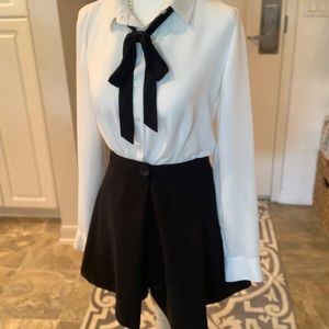 Black size xs  skort from Zara never worn.